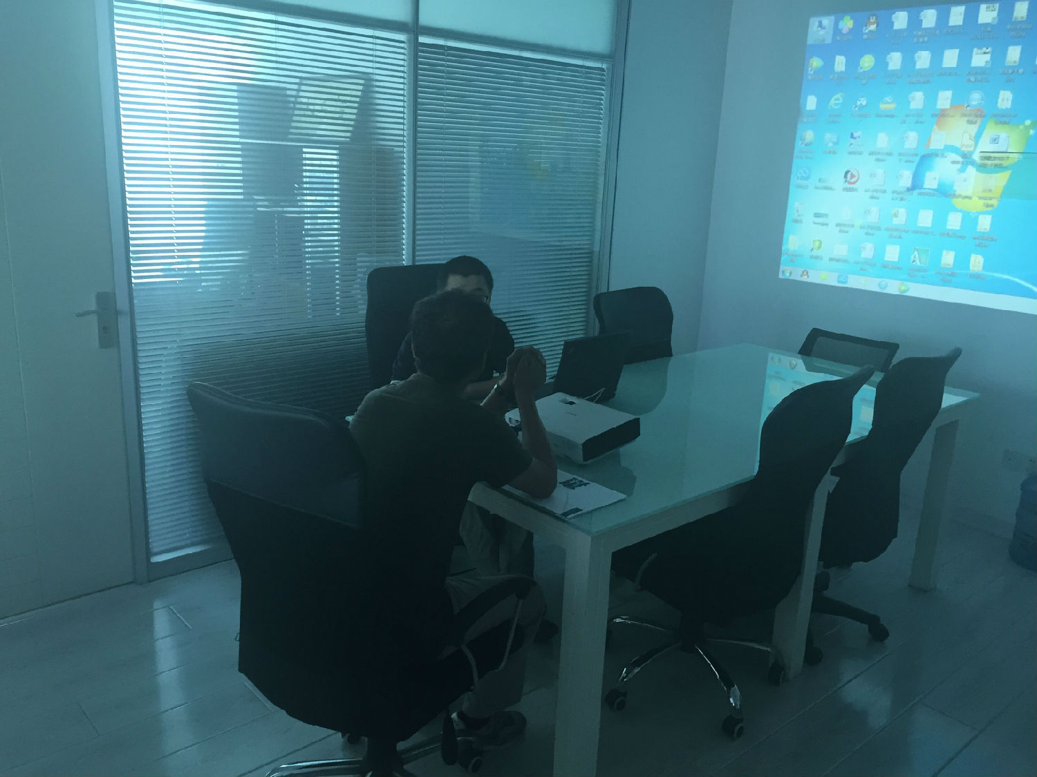 羅德公司銷售經(jīng)理講解轉(zhuǎn)子泵 羅德公司銷售經(jīng)理講解轉(zhuǎn)子泵